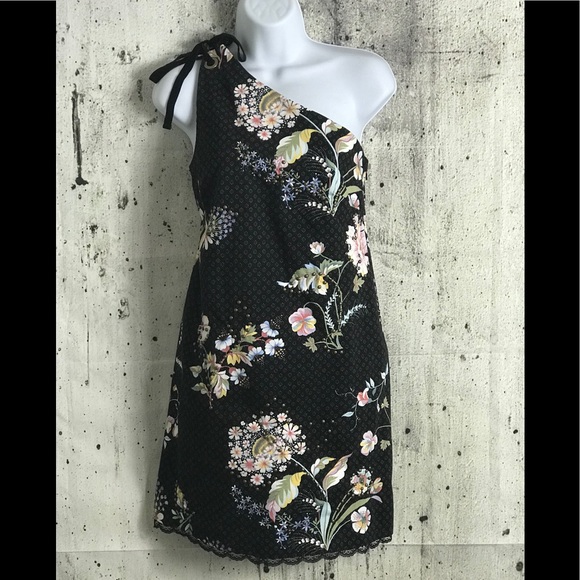 Anthropologie Dresses & Skirts - Anthropologie Maeve one shoulder dress